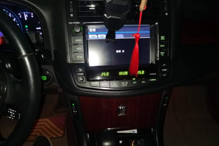 Used Toyota Crown 2010 2.5L Royal Leather Sunroof Navigation Edition Audio And AC Panel