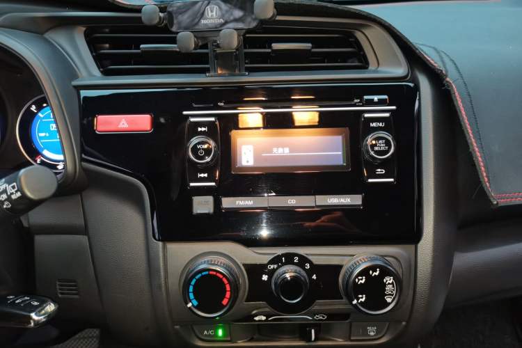 Used Honda Fit 2016 1.5L LXS CVT Comfort Sunroof Version
