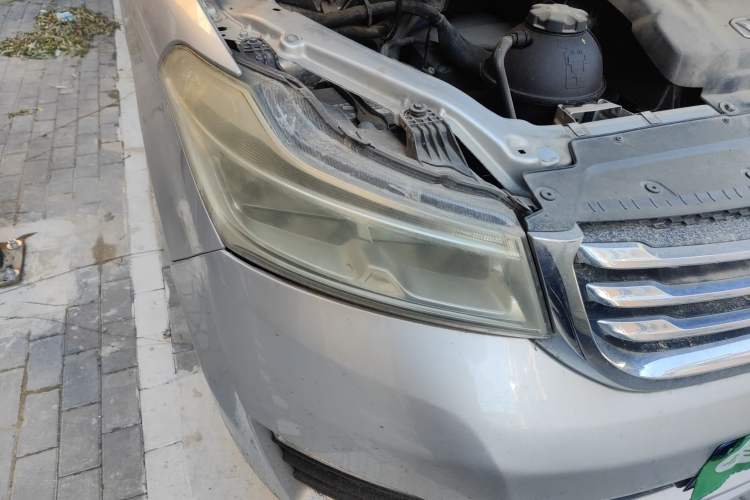 Used Huasong 7 2015 2.0T Automatic Luxury Model
