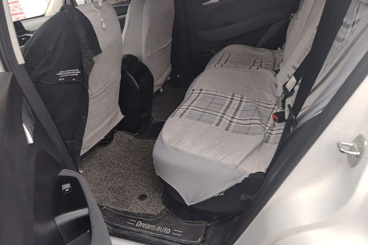 Used Baojun 530 2018 1.5T Manual Comfort Version China V