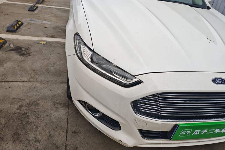 Used Ford Mondeo 2013 2.0L GTDi 200 Luxury Model
