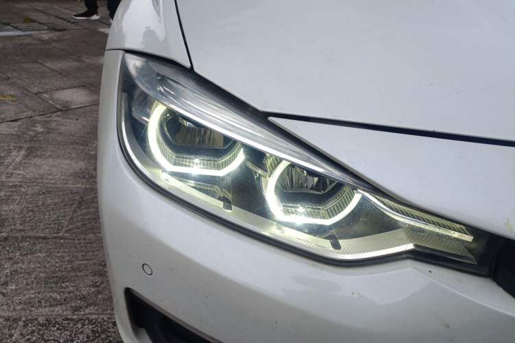 Used BMW 3 Series 2016 316Li Fashion Model Right Front Headlight