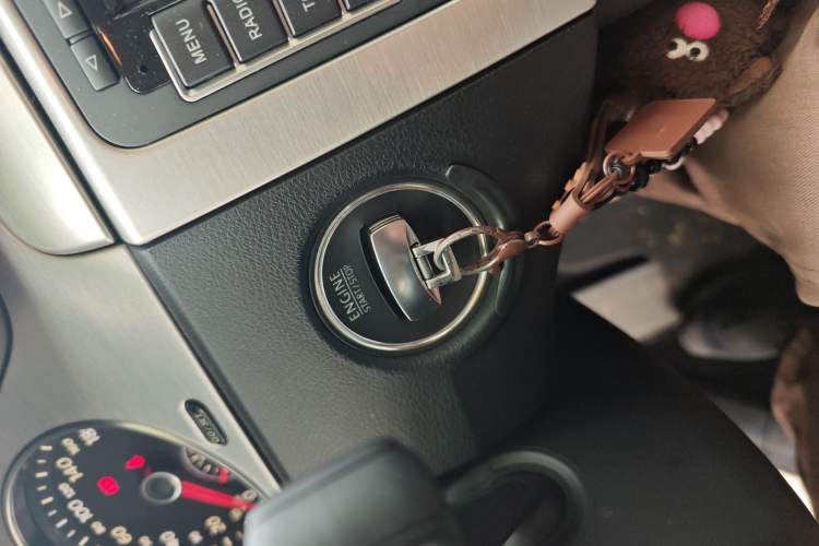 Used Volkswagen FAW-Volkswagen CC 2011 2.0 TSI Ultimate Edition