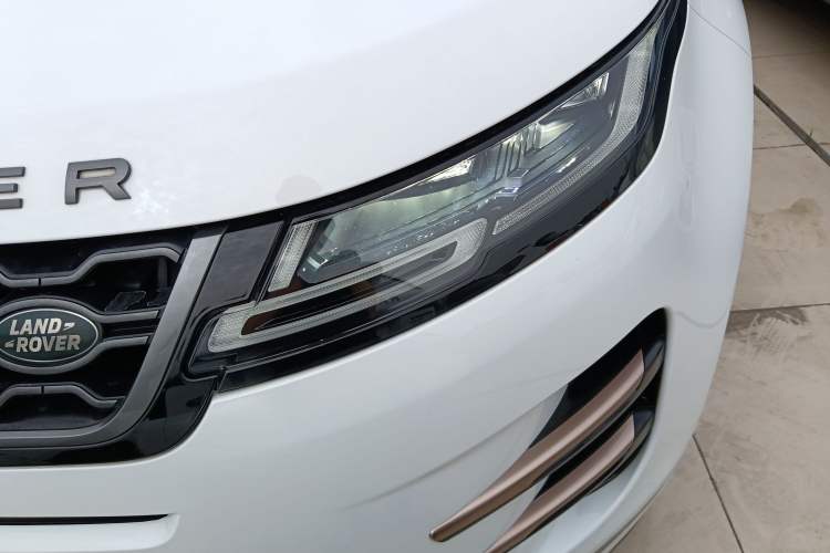 Used Land Rover Range Evoque 2020 249 PS R-DYNAMIC SE Sport Technology Edition
