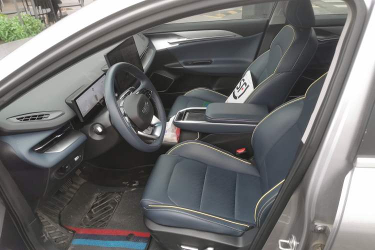 Used Geometry G6 2024 500KM Prestige Version