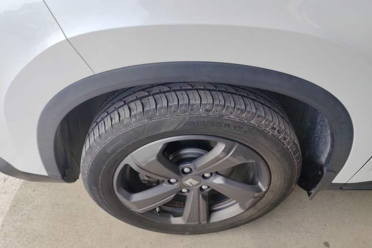 Used Baojun RM-5 2019 1.5T Manual Elite Version with 24-Hour Online Service 6 Seats