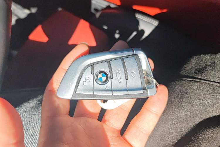 Used BMW 8 Series 2019 840i 4-Door Gran Coupe M Sport Package Vehicle Key