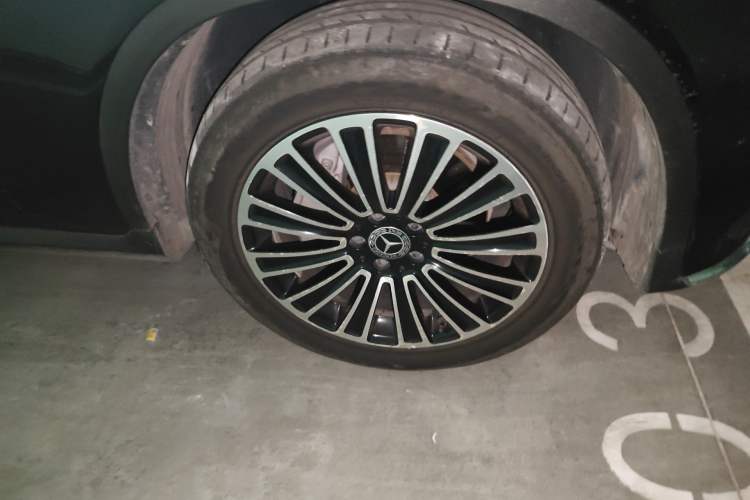 Used Mercedes-Benz GLC 2019 GLC 260 L 4MATIC Dynamic Model Right Front Wheel Hub