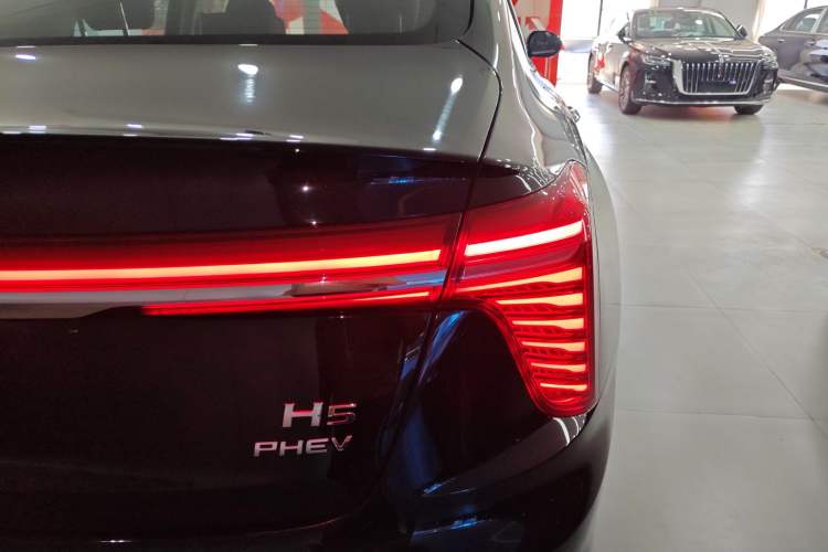 Used Hongqi H5 PHEV 2025 170 Super Hybrid Version
