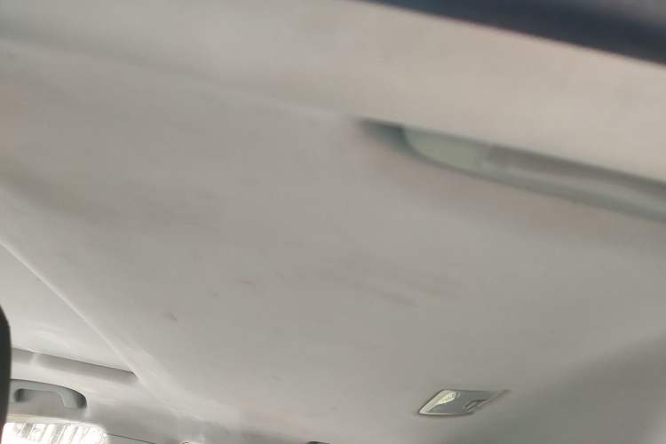 Used Roewe i6 New Energy 2017 45T Hybrid Connect & Smart Enjoyment Edition Headliner