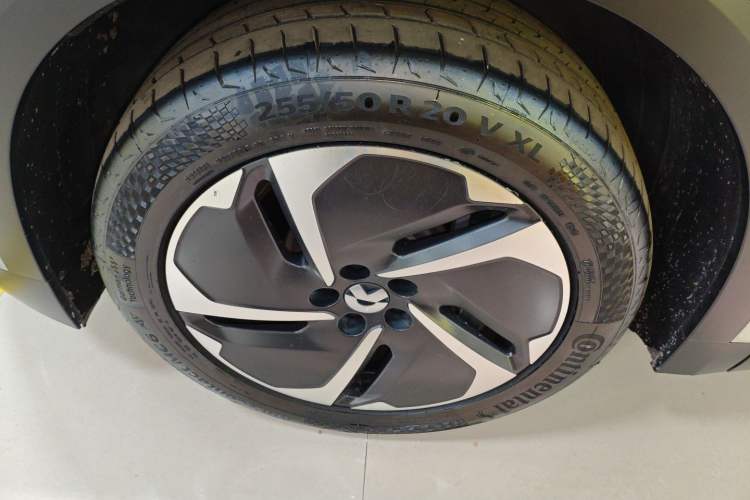 Used Nio ES8 2024 75 kWh Executive Edition Exterior 4