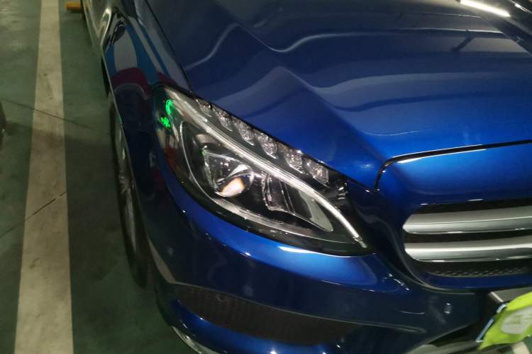 Used Mercedes-Benz C-Class 2016 C 200 L Sport Edition Right Front Headlight