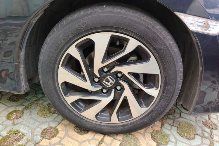 Used Honda Civic 2016 220TURBO CVT Luxury Edition
