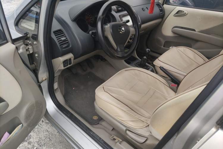 Used Everus S1 2012 1.3L Manual Comfort Edition Driver Seat