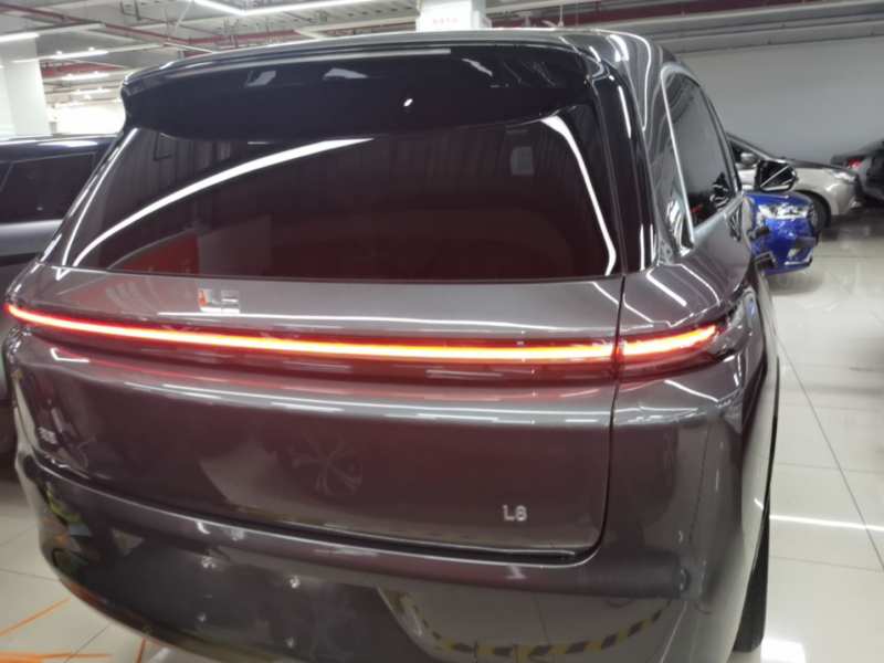 Used Li Auto L8 2023 Pro Model — 5