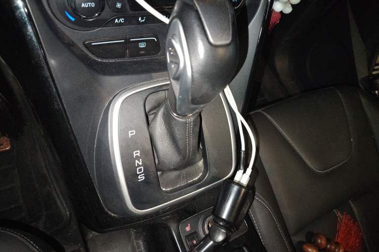 Used Ford Kuga 2015 2.0L GTDi Four-Wheel-Drive Sport Model
