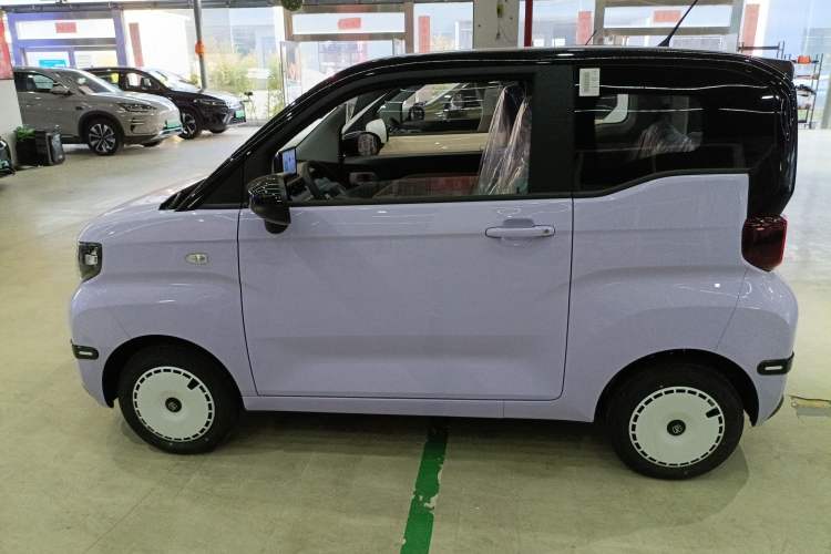 Used Chery QQ Ice Cream 2024 205km Sundae Exterior 3