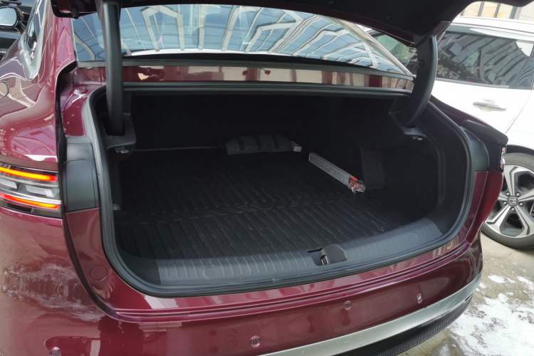 Used Chery Fulwin A9L 2025 Model, Four-Wheel Drive High-Energy Peak Edition