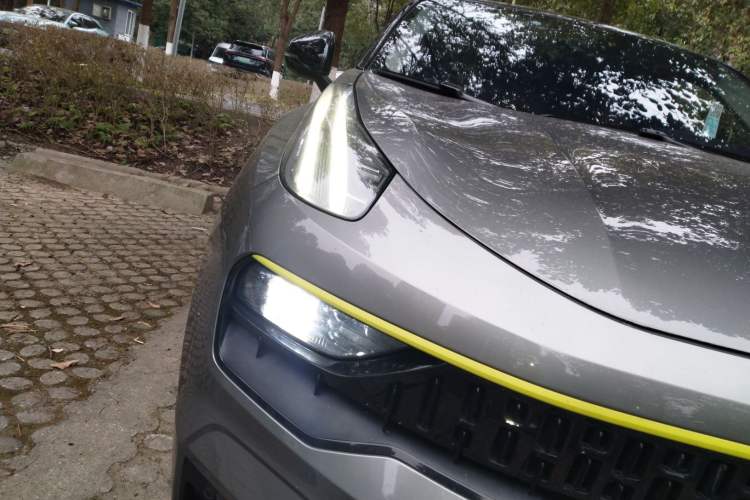 Used Lynk & Co 05 2020 2.0TD Two-Wheel Drive Shine Halo