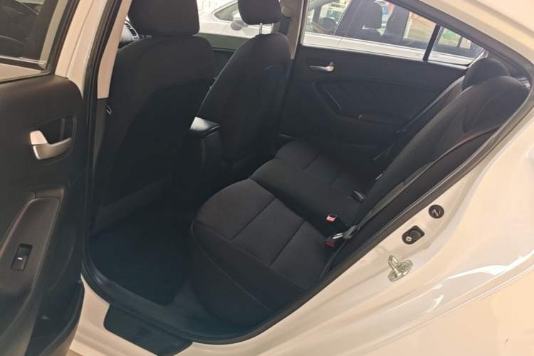 Used Kia K3 2016 1.6L Automatic GL
