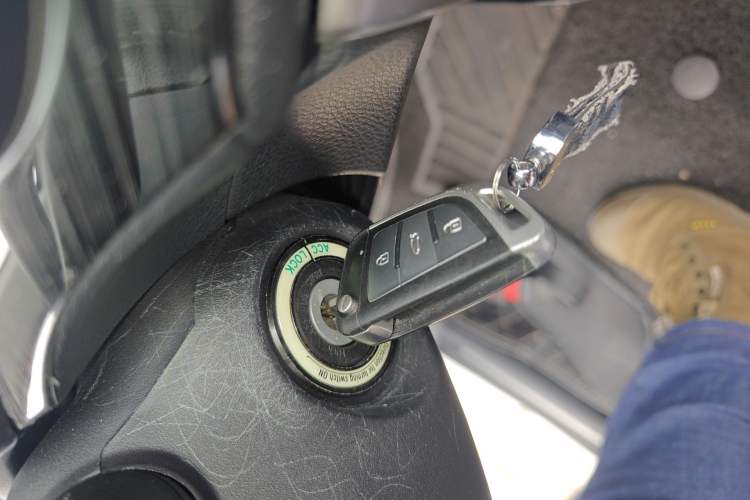 Used Toyota YARiS L Zhi Xuan 2021 X-Trail 1.5L CVT Leading Edition Interior 1