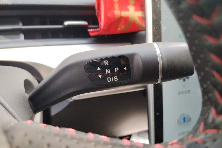 Used NETA V 2022 Long-Range Industry Custom Edition