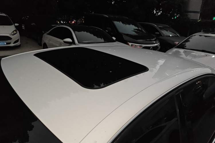 Used Audi A4L 2016 30 TFSI Collector's Edition Automatic Comfort Model Roof