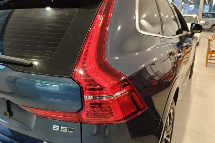 Used Volvo XC60 2024 B5 4x4 Smart Luxury Edition