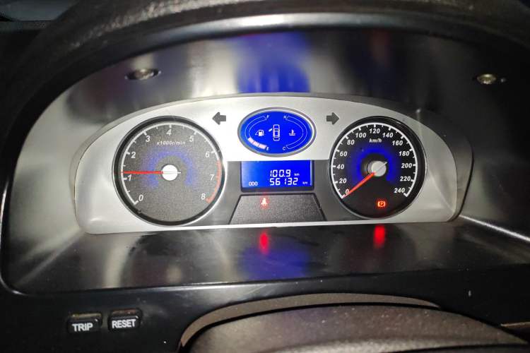 Used Geely Auto Classic Emgrand 2012 Sedan 1.5L Manual Standard Model