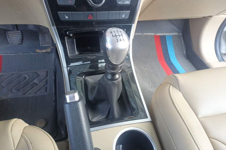 Used Haval H2 2014 1.5T Manual Two-Wheel Drive Elite Edition