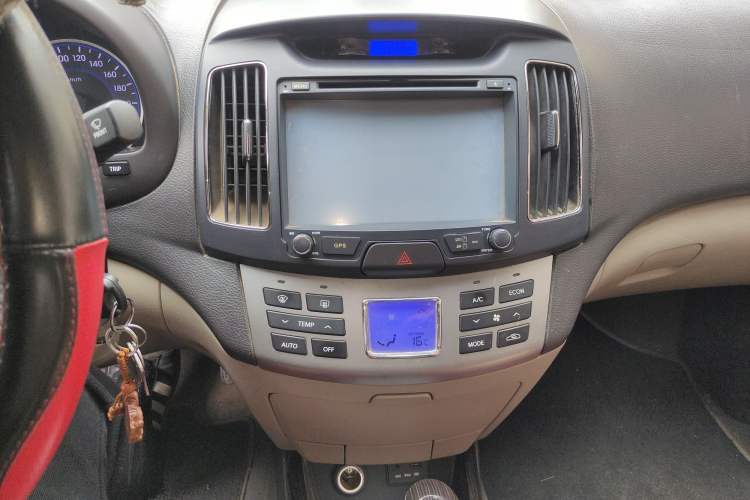 Used Hyundai Celesta 2011 1.6L Automatic Luxury Version
