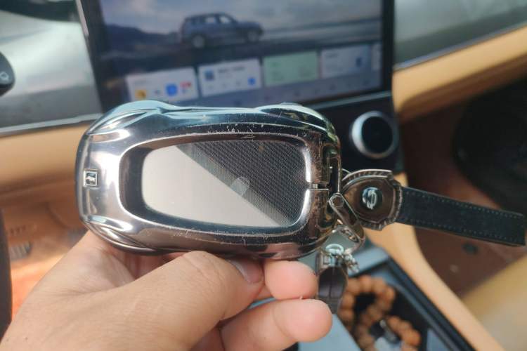 Used Lynk & Co 09 EM-P 2023 2.0TD EM-P Long-Range Version PM 7-Seater Vehicle Key