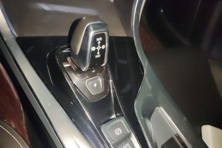 Used Lynk & Co 01 2019 2.0T Two-Wheel-Drive Pro Version China VI Standard
