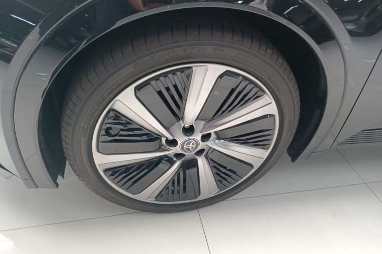 Used Toyota bZ5 2025 Model 550 PRO Exterior 4