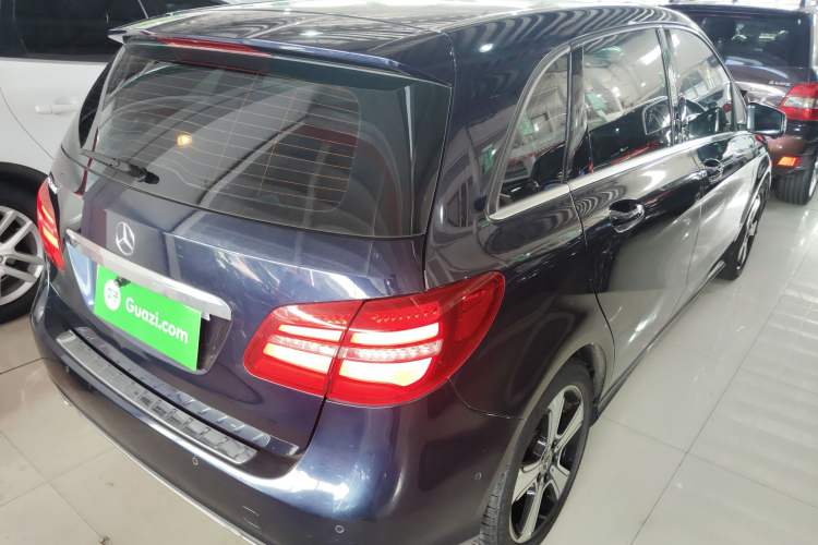 Used Mercedes-Benz B-Class 2017 B 200 Fashion Model

