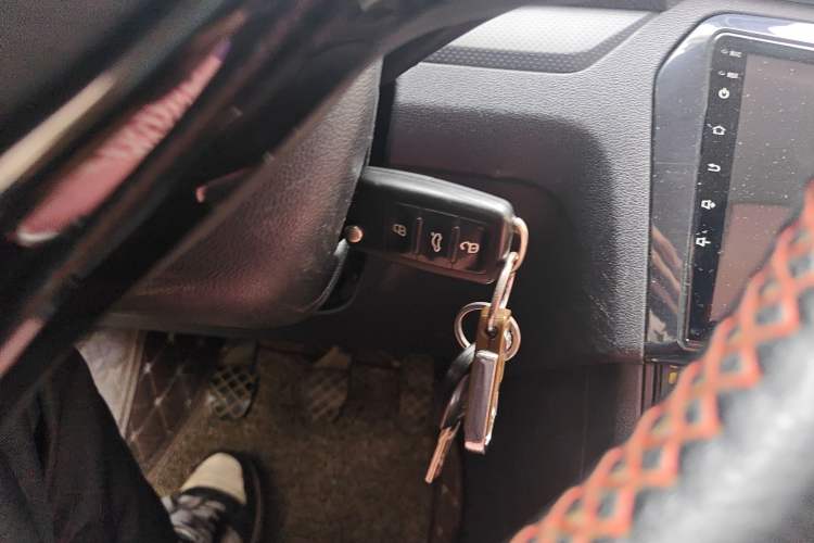 Used Volkswagen Jetta 2017 1.5L Manual Fashion Edition