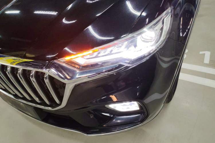 Used Hongqi HS5 2022 Revised Version 2.0T Smart Connect Flagship Edition