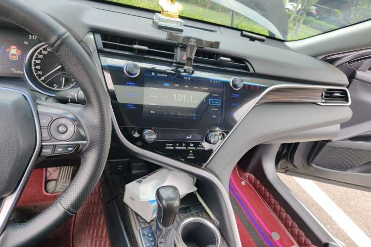Used Toyota Camry 2019 Revised Version 2.0G Luxury Edition