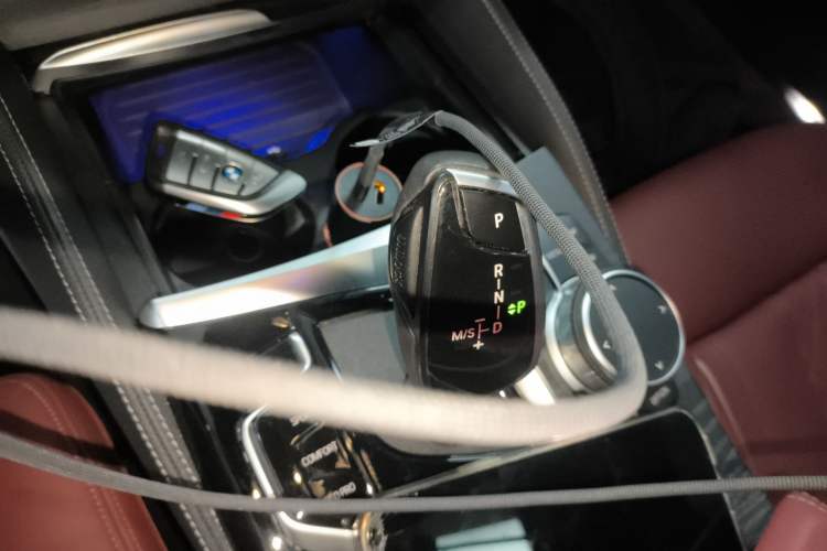 Used BMW 5 Series 2021 Restyled 530Li Luxury Edition M Sport Package Gear Lever