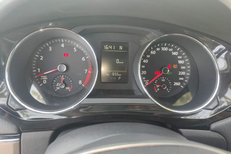 Used Volkswagen Sagitar 2016 230TSI 25th Anniversary Edition