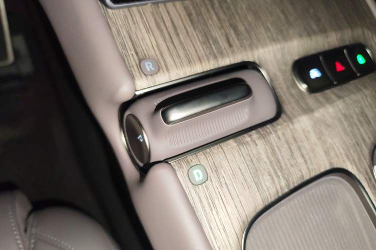 Used Nio ET7 2024 75 kWh Executive Edition
