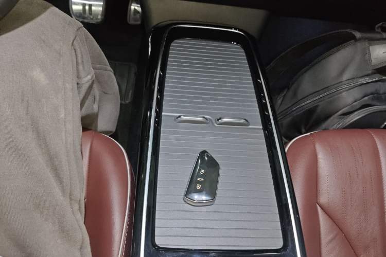 Used Volkswagen ID.6 X 2021 Revised Version Pure+ Long-Range Edition
