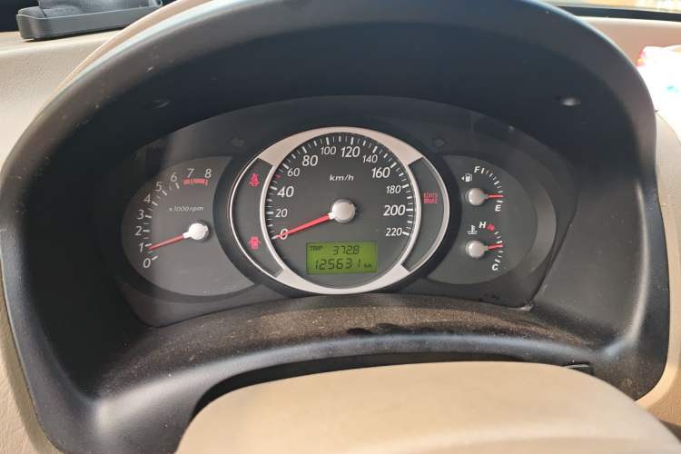 Used Hyundai Tucson 2013 2.0L Manual Two-Wheel Drive Fashion Edition Instrument Cluster