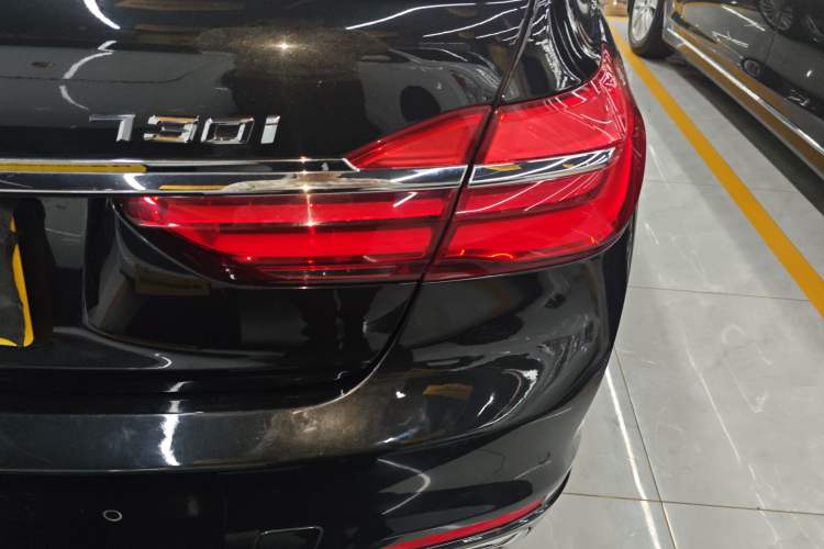 Used BMW 7 Series 2018 730Li Leading Model Excellence Package
