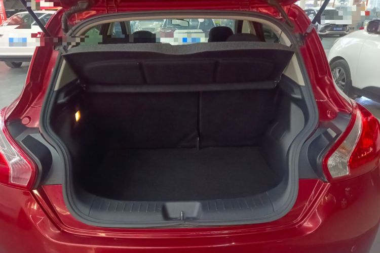 Used Nissan Tiida 2011 1.6L CVT Comfort Model
