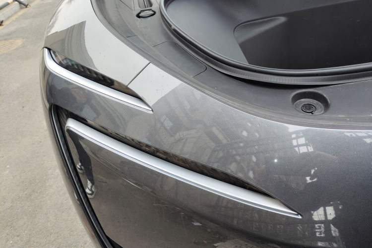 Used Avatr 11 2023 Harmony 90-degree Rear-wheel Drive Business Edition Right Front Headlight