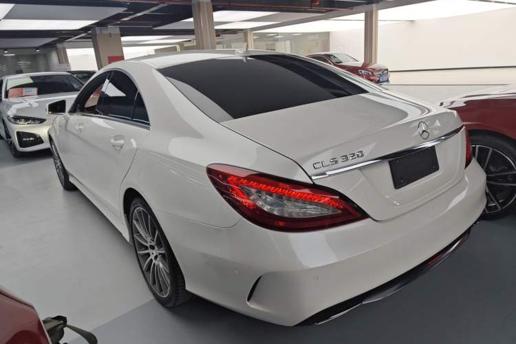 Used Mercedes-Benz CLS 2016 CLS 320 Elegant Edition Rear Left 45 Deg