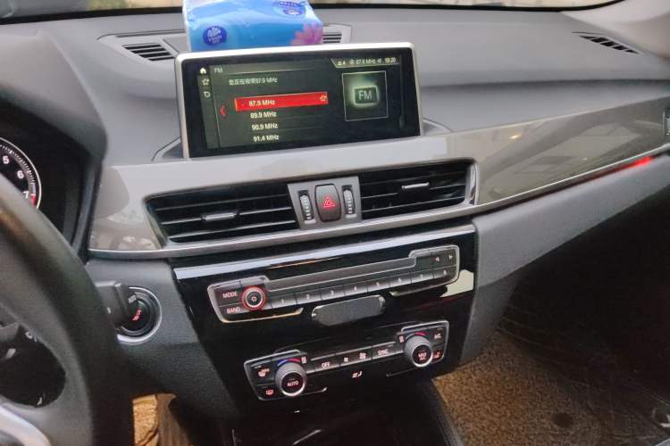 Used BMW X1 New Energy 2019 xDrive25Le Luxury Model Audio And AC Panel