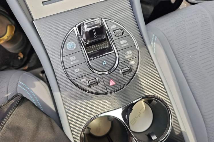 Used BYD Seal 06GT 2025 Intelligent Driving Version 505 Wave Edition Gear Lever