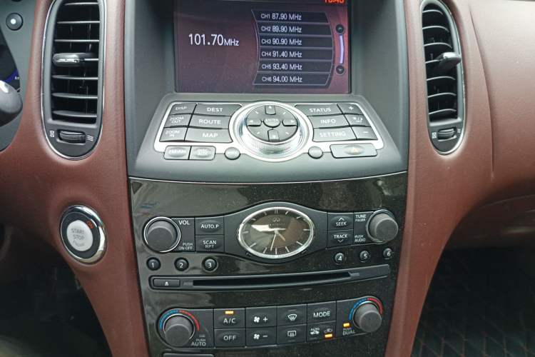 Used Infiniti QX50 2015 2.5L Enjoyment Edition Audio And AC Panel